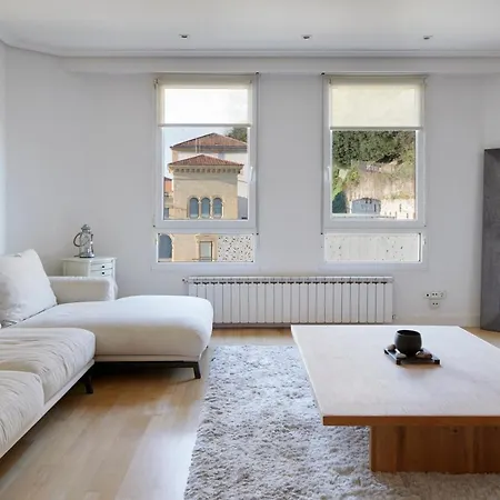 Arraun - Basque Apartment San Sebastian