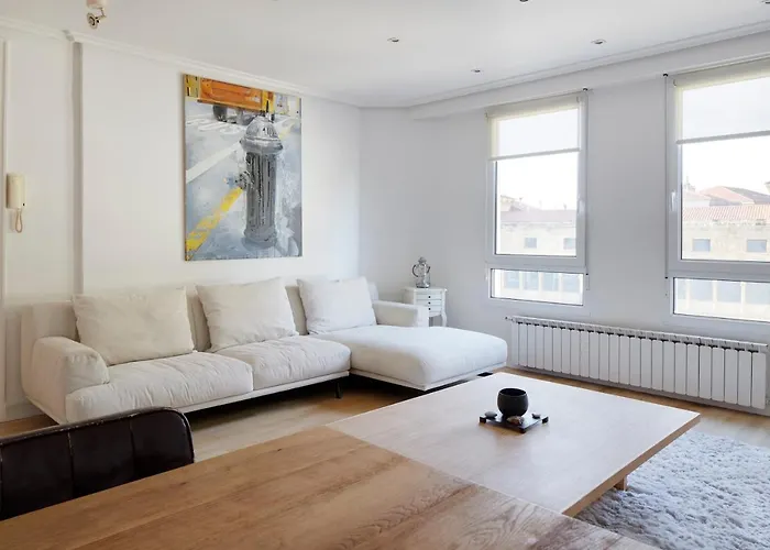 Arraun - Basque * San Sebastián