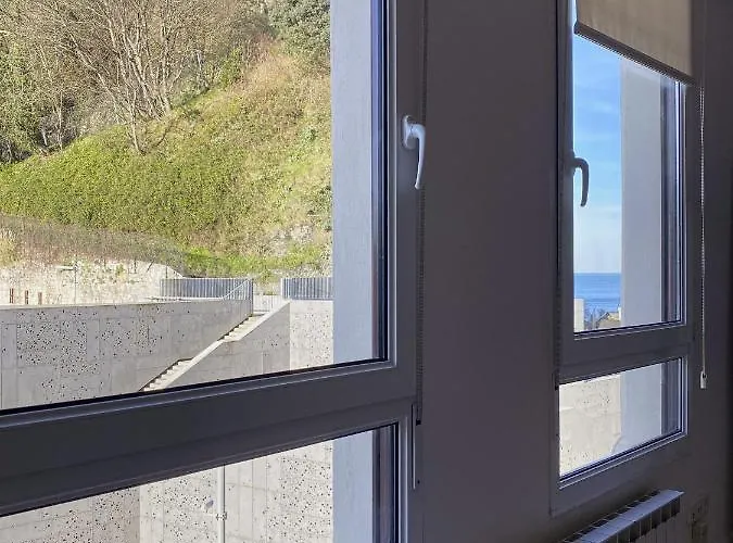 Arraun - Basque * San Sebastián